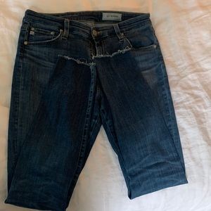 AG Farrah skinny Jean frayed hem (30R)
